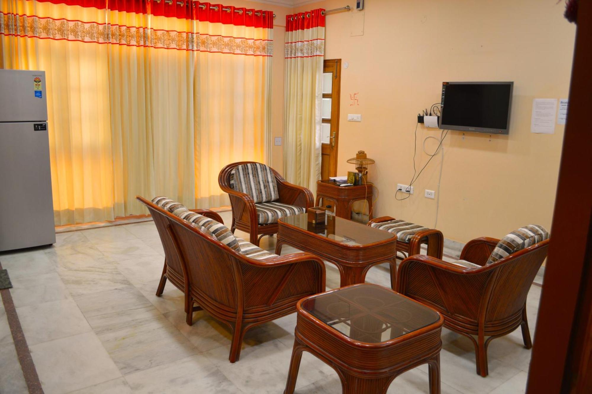 Fully Furnished Ish, Atithya Homestay With Various Amenities And Free Services In Lucknow, India Eksteriør bilde